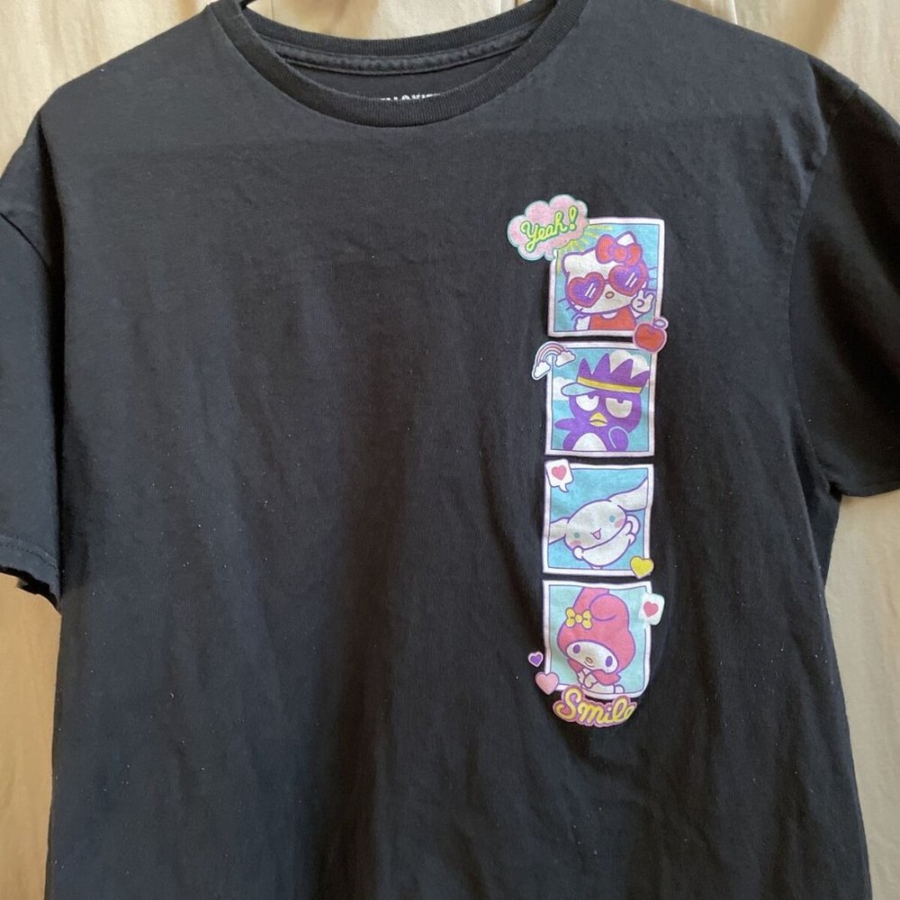 Hello Kitty - Sanrio - T Shirt Black -Large